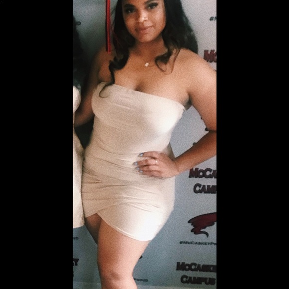 Dress - Picture 2 of 2